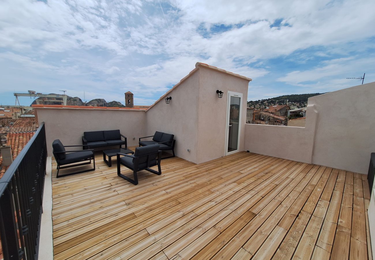 Appartement à La Ciotat - Gaio, terrasse roof top, vue mer, clim, vieux port