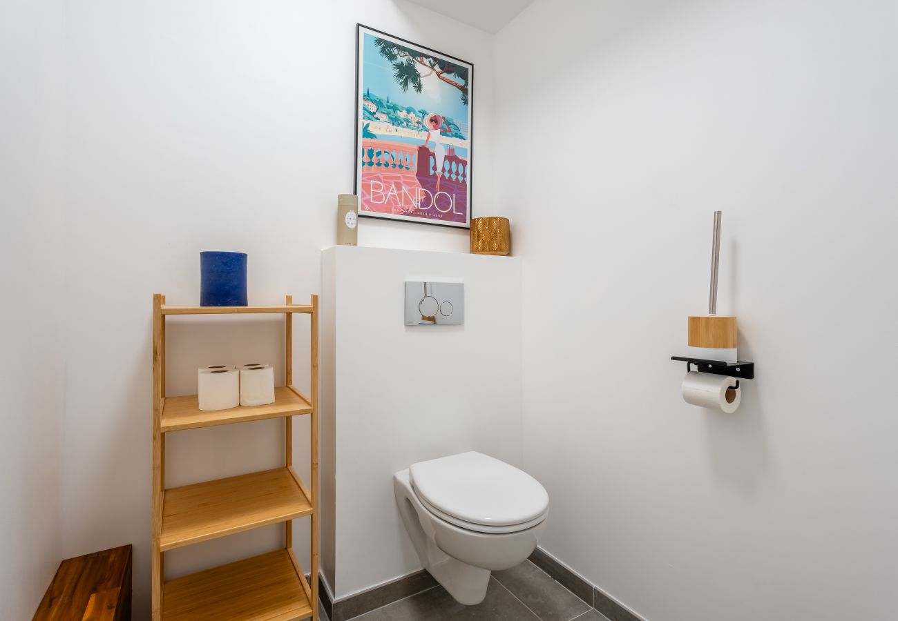 Appartement à La Ciotat - Aucubo. Idéal pour les équipages, vacances. Clim.