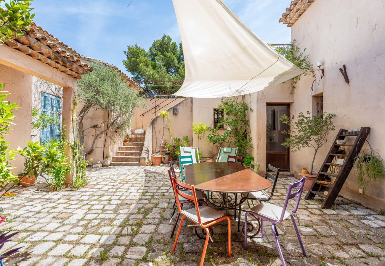 Maison à La Ciotat - Mas Grasco. Piscine, solarium. 8 mn des plages.