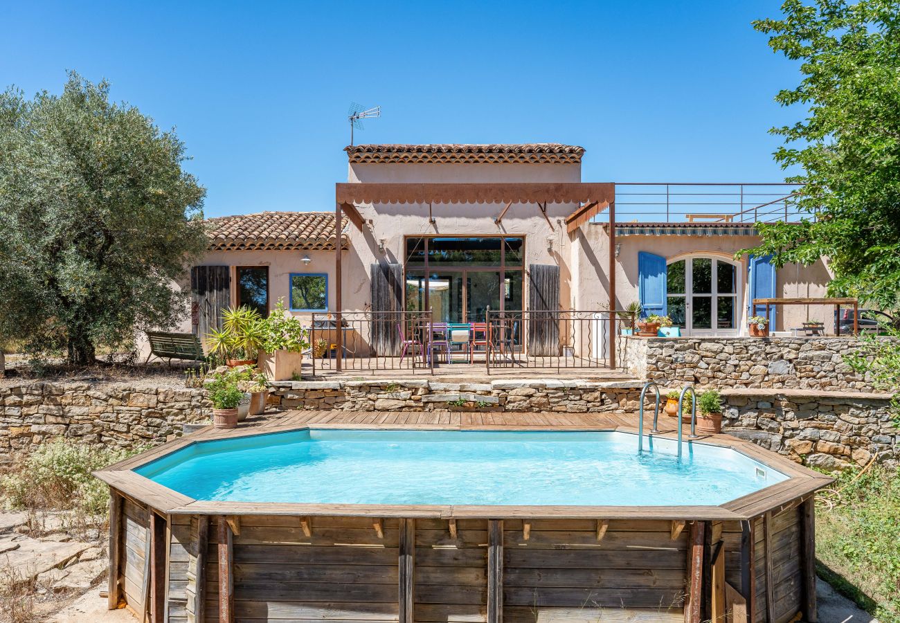 Maison à La Ciotat - Mas Grasco. Piscine, solarium. 8 mn des plages.