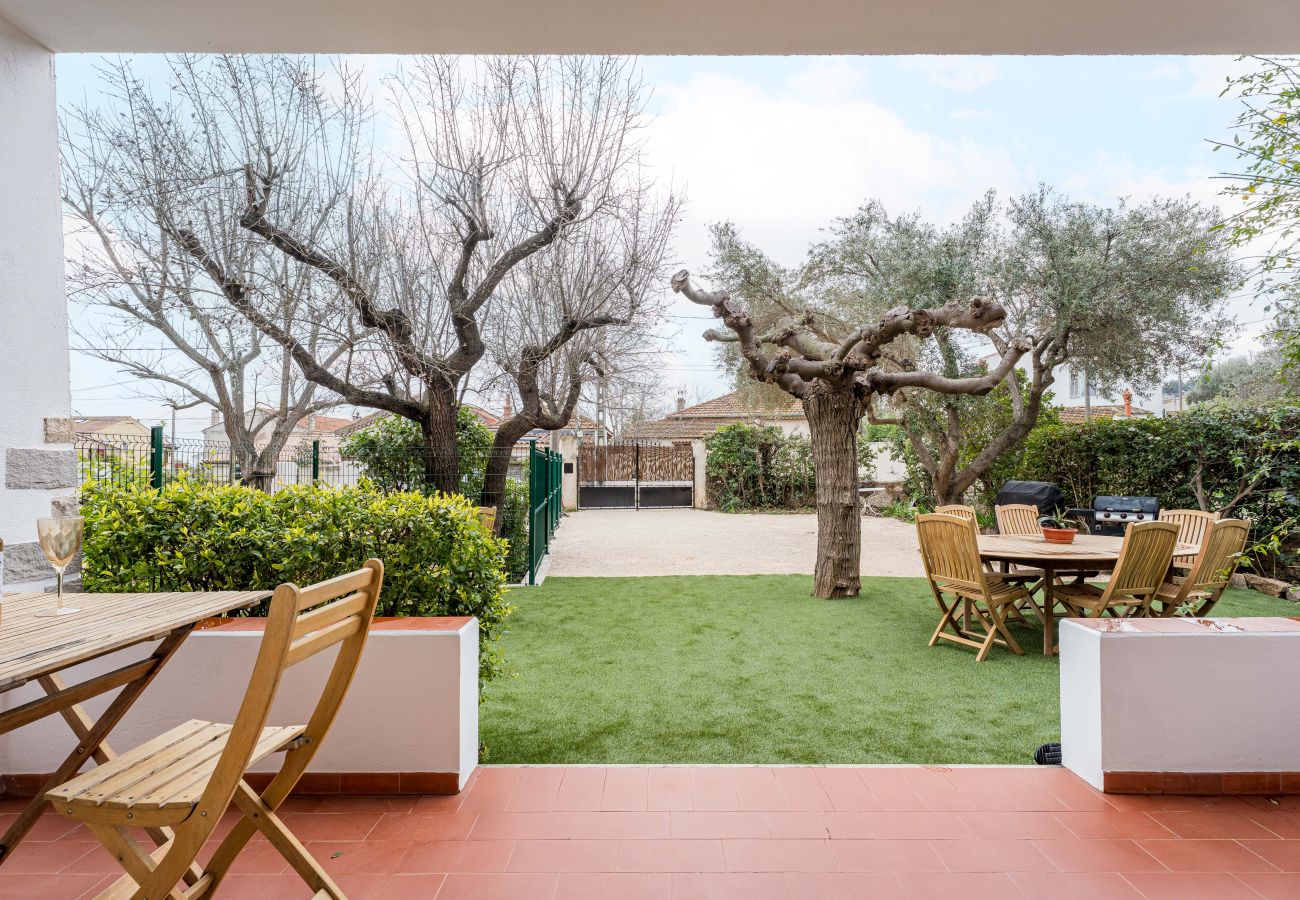 Appartement à La Ciotat - Les Cigales, bas de villa, clim, jardin parking